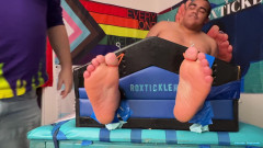 Ticklish Chubs: Knubbig Oscars första gång