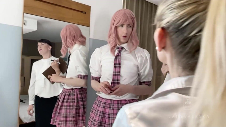 Lady Valeska: Pelajaran kuliah banci 1: dollification