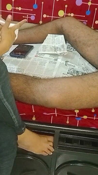 Semasa Mengambil Tembusan Berganda, Dia Mengambil Peluang Itu Membuatkan Saya Untuk Handjob Dengan Minyak