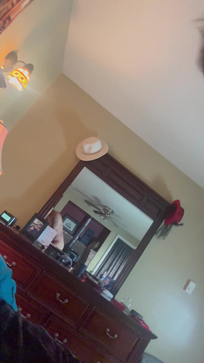 Bonewizzard69: 好人妻从不羞于她想要什么