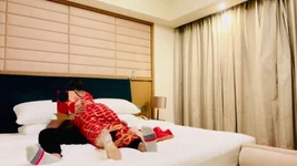 Після шлюбу перший трах у готелі з хлопцем