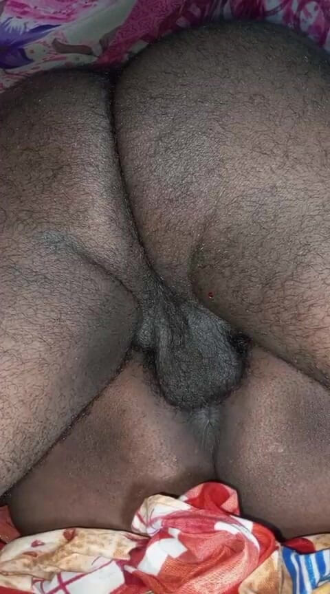 Auntixxx69: Я хорошо трахнул задницу и киску бхабхи и заставил ее кончить