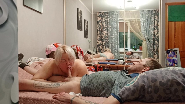 Zona901: Pompino gentile e sperma caldo nella bocca del vicino