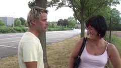 Mature Climax - 100% Mature Videos: Rijpe vrouw met dikke kont wordt langs achteren geneukt na...