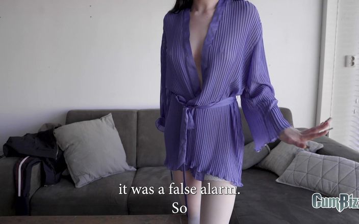 Cumbizz: डच कमसिन घर पर अकेली गंदी