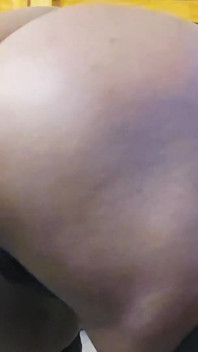 Badgirl Riri Twerkin'