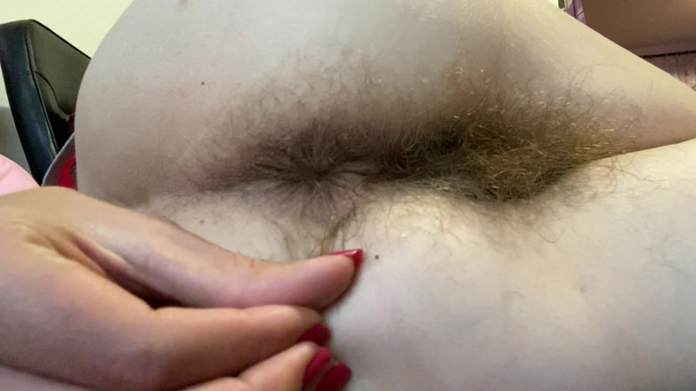 Cuteblonde666: Hairy ass fetish video closeup