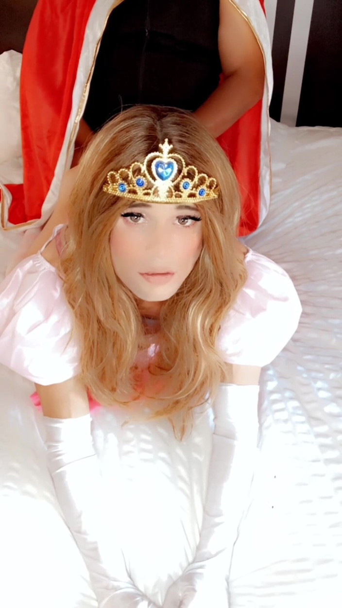 Ericka Sprinkle: Sissy Princess getting fucked by her big black king