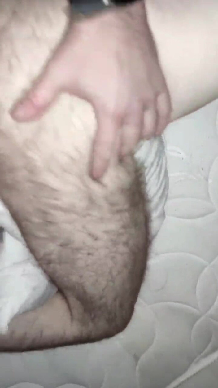 RusBros: Đêm làm tình với cái mông đầy lông