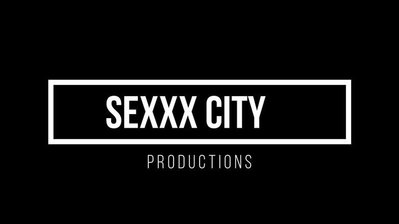 Angela_fox: Mi tímida hermanastra aprende a chupar la polla y la...