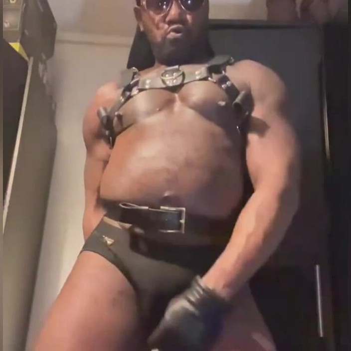 Brodyjayrichardson: Solo-prostata-massage, Verbale Szenen Mit Großen Muskeln Und Hintern