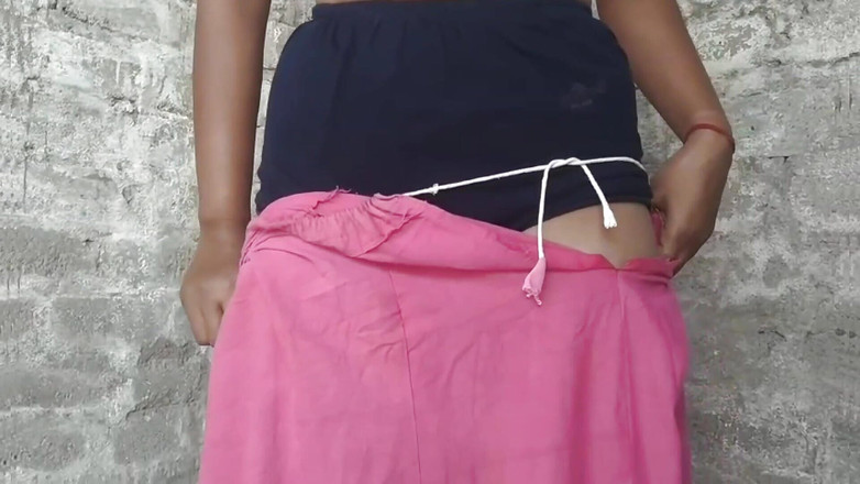 Saloni: Боже, пизда моєї падчерки жорсткіша, ніж у моєї дружини, індійські неодружені гарячі пари трахаються на хінді дезі