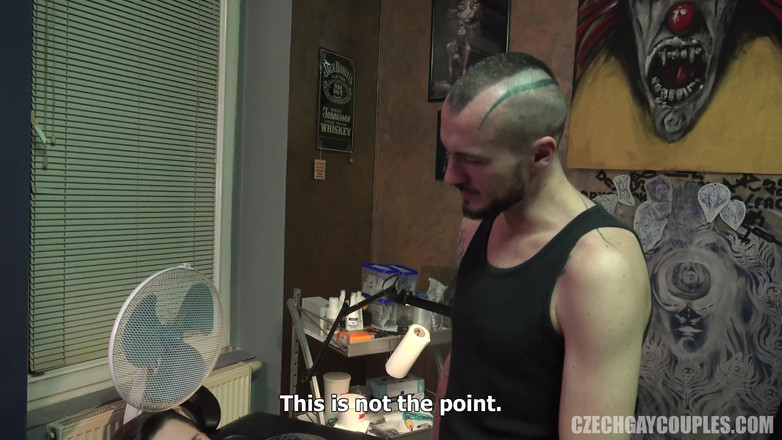 Czech Gay Couples: Parejas gay checas 8 tienda de tatuajes gangbang - el agujero peludo...