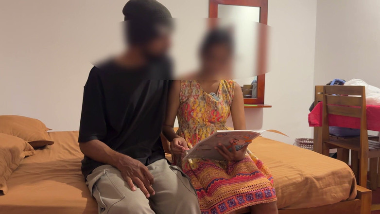 J kodi: 家に一人でいる若い少女が義理の兄に犯される。