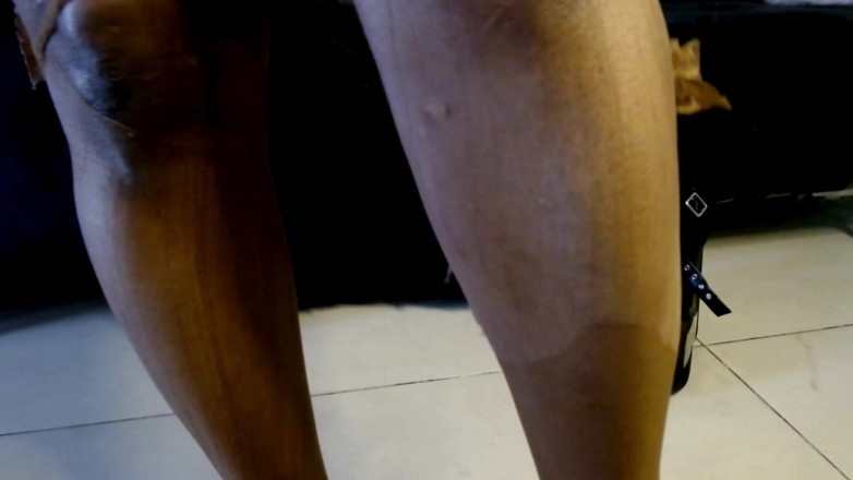Maeling: Croissance des jambes, elle s’élève - la montée de la fille à...