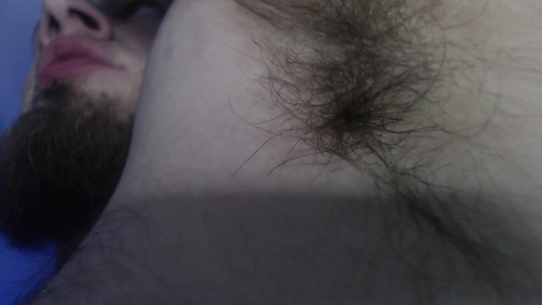 Hunky time: बालों वाली Alpha Boss