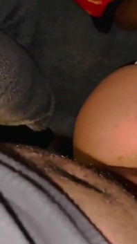 Meu deus papai wtf seu pau está na foda no buraco errado eu não posso levá-lo na minha bunda por favor
