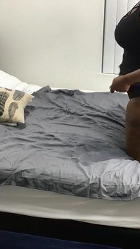 Tierra Staxxx twerke en levrette
