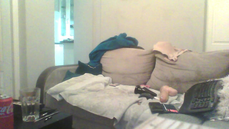 SarasinnerX: 一个绝望和插入的变性女人