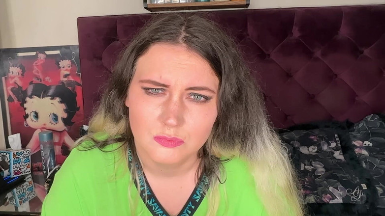 MissFFW: Awek montel merokok cuckold penghisap zakar