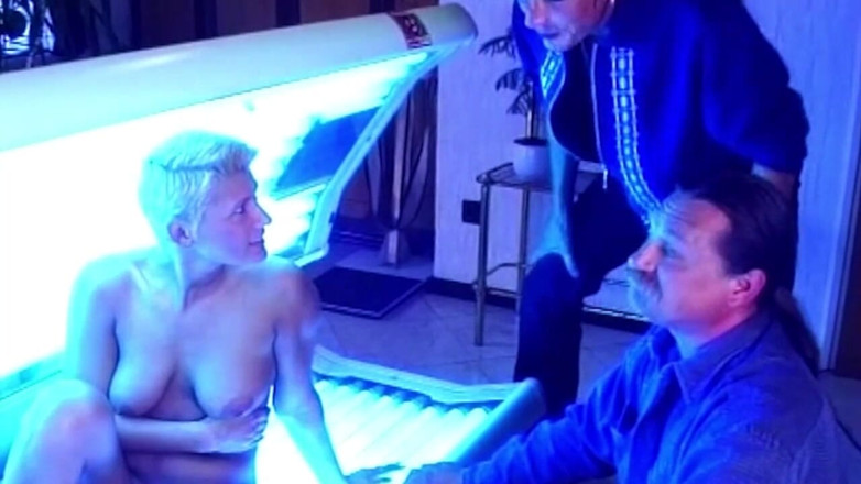 The hobby fuckers: Tanning Bed Threesome Blonde Slut Devoured and Double Pounded