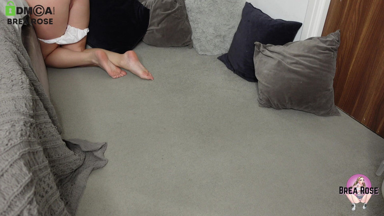 Brea Rose: Камшот на лицо для твоей возбужденной учительницы