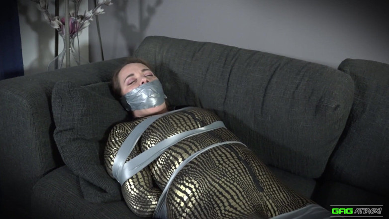 Gag Attack: Olga - Catburglar in tapebondage