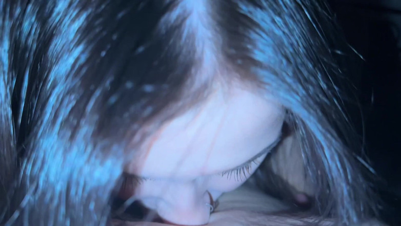 LuchCrush: Adik tiriku yang hot lesbian lagi asik scissor sampai mengerang...