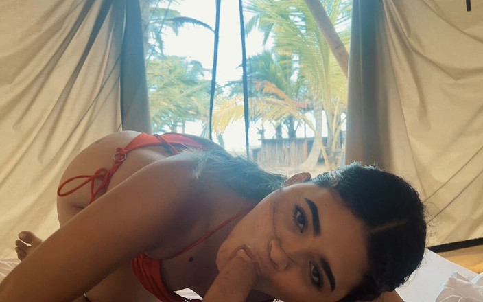 Yohamedi: 迷失在海滩的女孩被导游操了