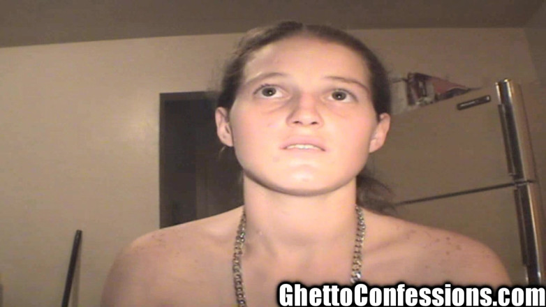 Ghetto Confessions: L'irresponsabile Leccatrice Di Palle Alice Brady Grappolo Cagna Del Ghetto...