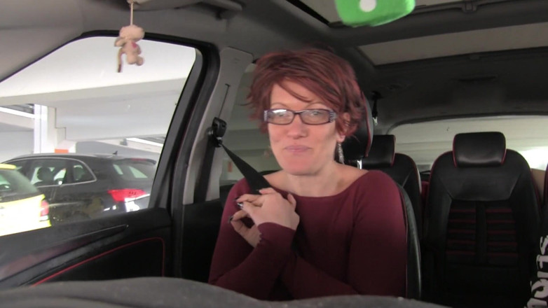 Popp Sylvie: Día de Sylvies en la ciudad: una milf alemana quiere...