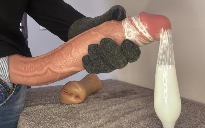 Greedy truck: Super canne - grosse bite avec 29 centimètres éjaculation non-stop.