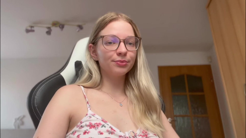 Goddess_Bella_Rae: Jesteś niekompetentnym Rogaczem Asmrem Odgrywanie roli