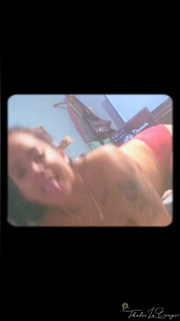My Boyfriend Likes to Record Me While I Dance to Him Very Sensually and I End up as He Likes, That I Get Multiorgasmic