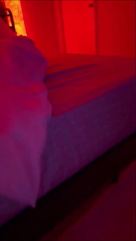 Cömert koca kalın götlü karısını parçalamamı kaydediyor