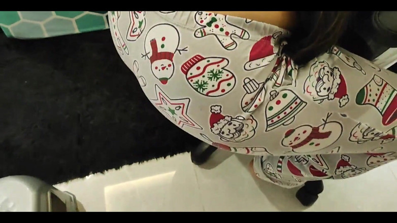 Porntner: Cette fille m’a dit qu’elle avait mon cadeau de Noël...