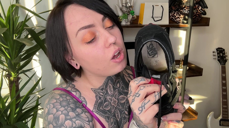 Miss Valentina: Schmutzige sohlen-demütigung