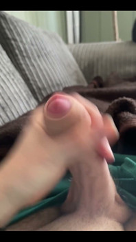 Jerk off with Me on the Sofa