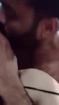 Video de sexo romántico viral en la habitación del hotel novia Karachi