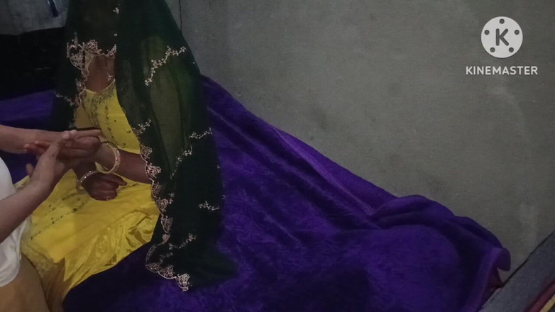 Savita5343: 밤에 시누이와 즐기는 남매