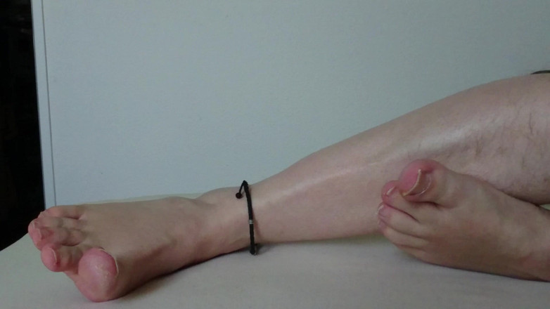 Carmen_Nylonjunge: Мои Уродливые Босые Ноги В Постели