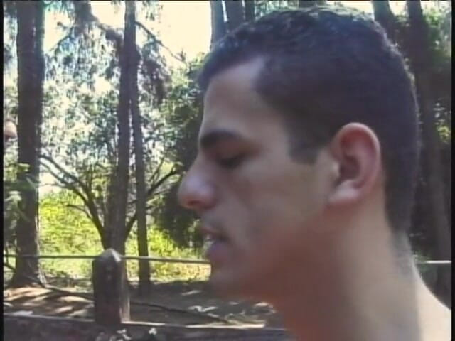Horny Shemales: Shemale arrapate si scopano i loro ragazzi all'aperto