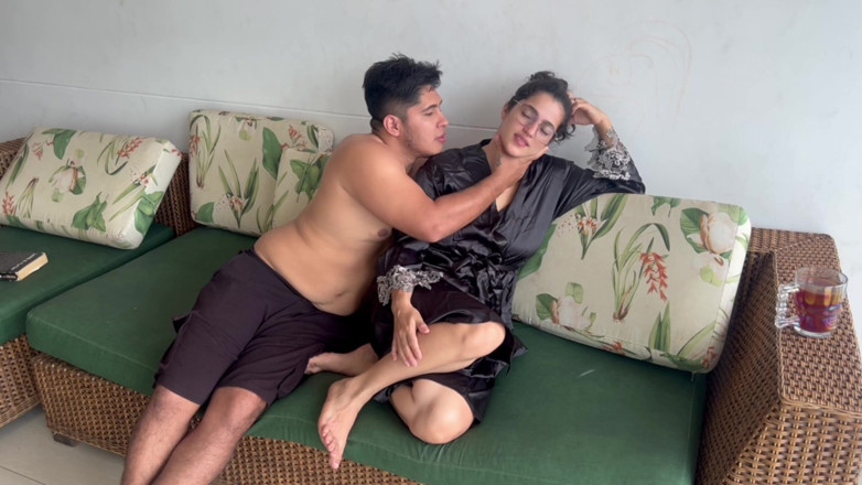NamiQsein: Betapa seksi dan panas awak adalah ibu tiri