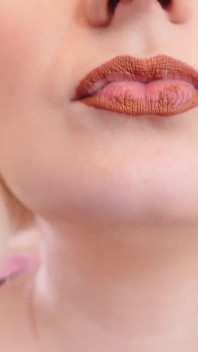 Asmr Video: Lipstick, Mesh Gloves and Lollipop