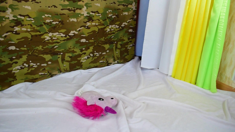 Risky Hairy Couple: Toy Crush fetiche. I Just Walking on the Toy Imagine...