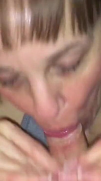 Mature Cougar Loves Sucking Cock and Getting an Oral Creampie