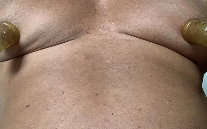Nipple Sub: Pumping Play