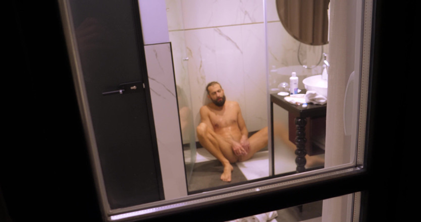 Jerking studs: Мужик в душе