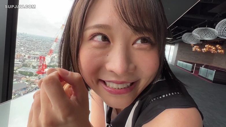 Sky Angel: Malaikat Asia 4328. Dia suka apabila ia mendalam