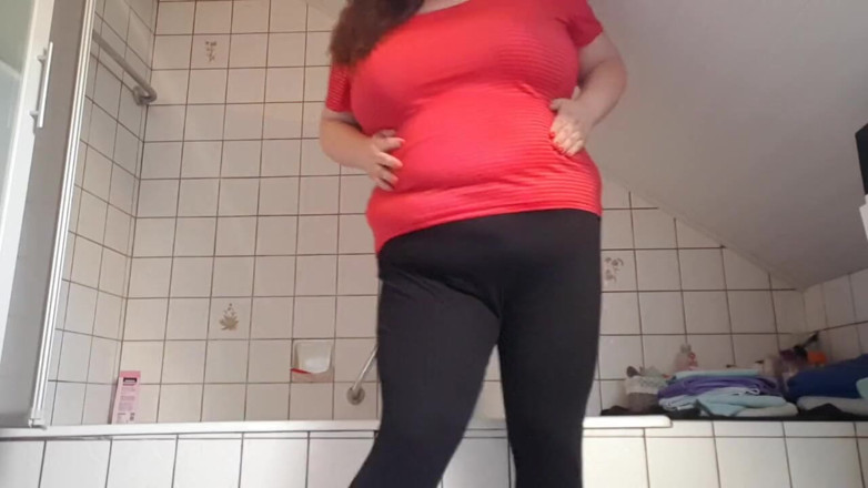 Dirty Jade: BBW Strip Followed by Squirting